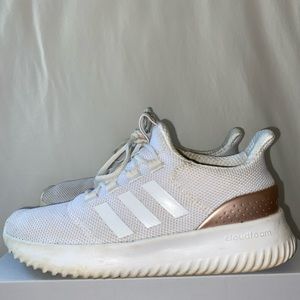 white and rose gold adidas cloudfoam